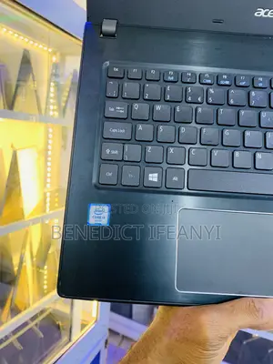 Laptop Acer Aspire E1 8GB Intel Core i3 HDD 1T