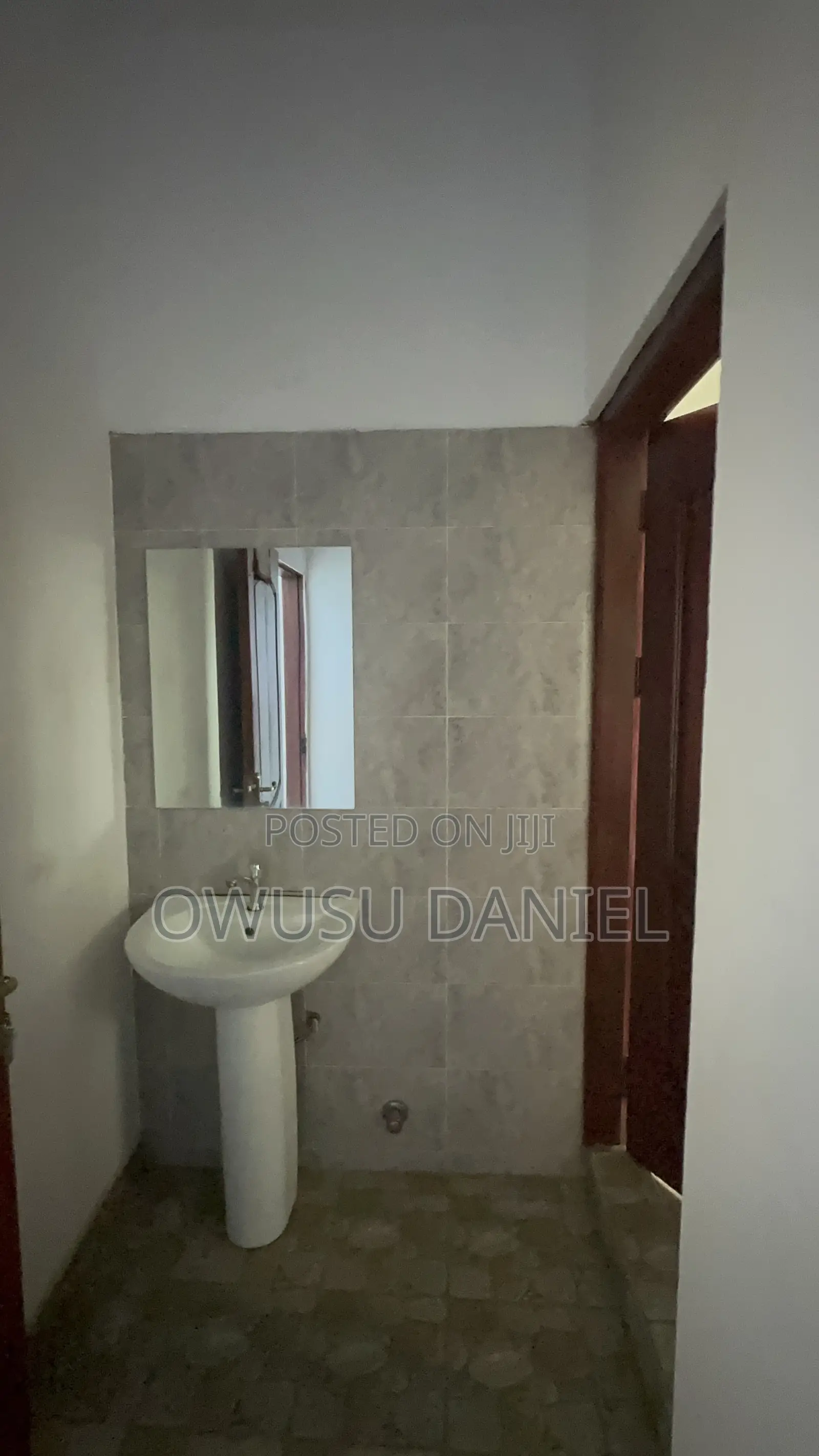 3bdrm Apartment in Anwomaso Nanahɔ, Kumasi Metropolitan for rent