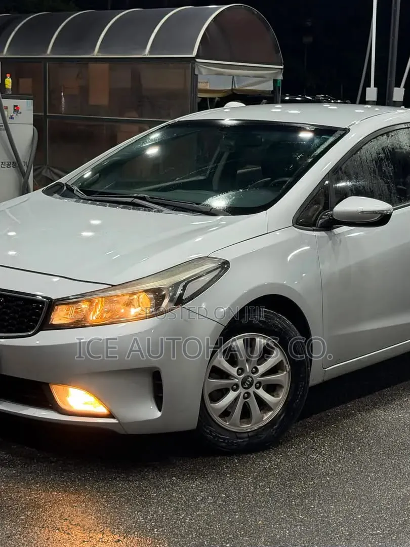 Kia Cerato 2016 Silver