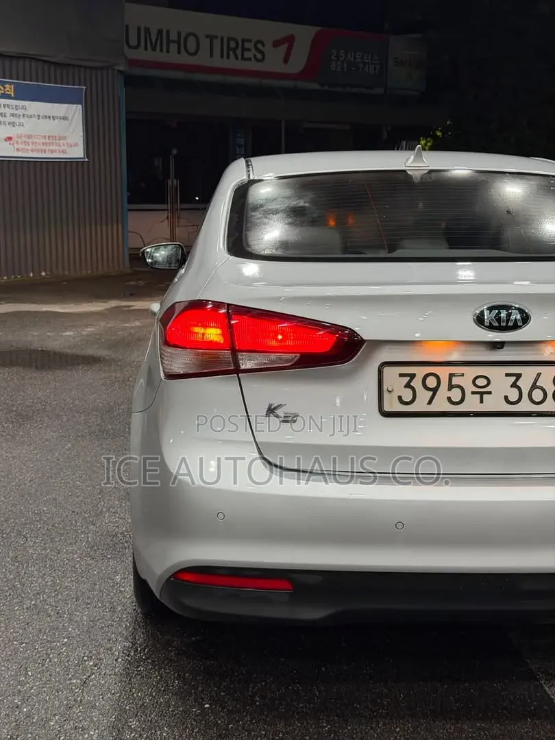 Kia Cerato 2016 Silver
