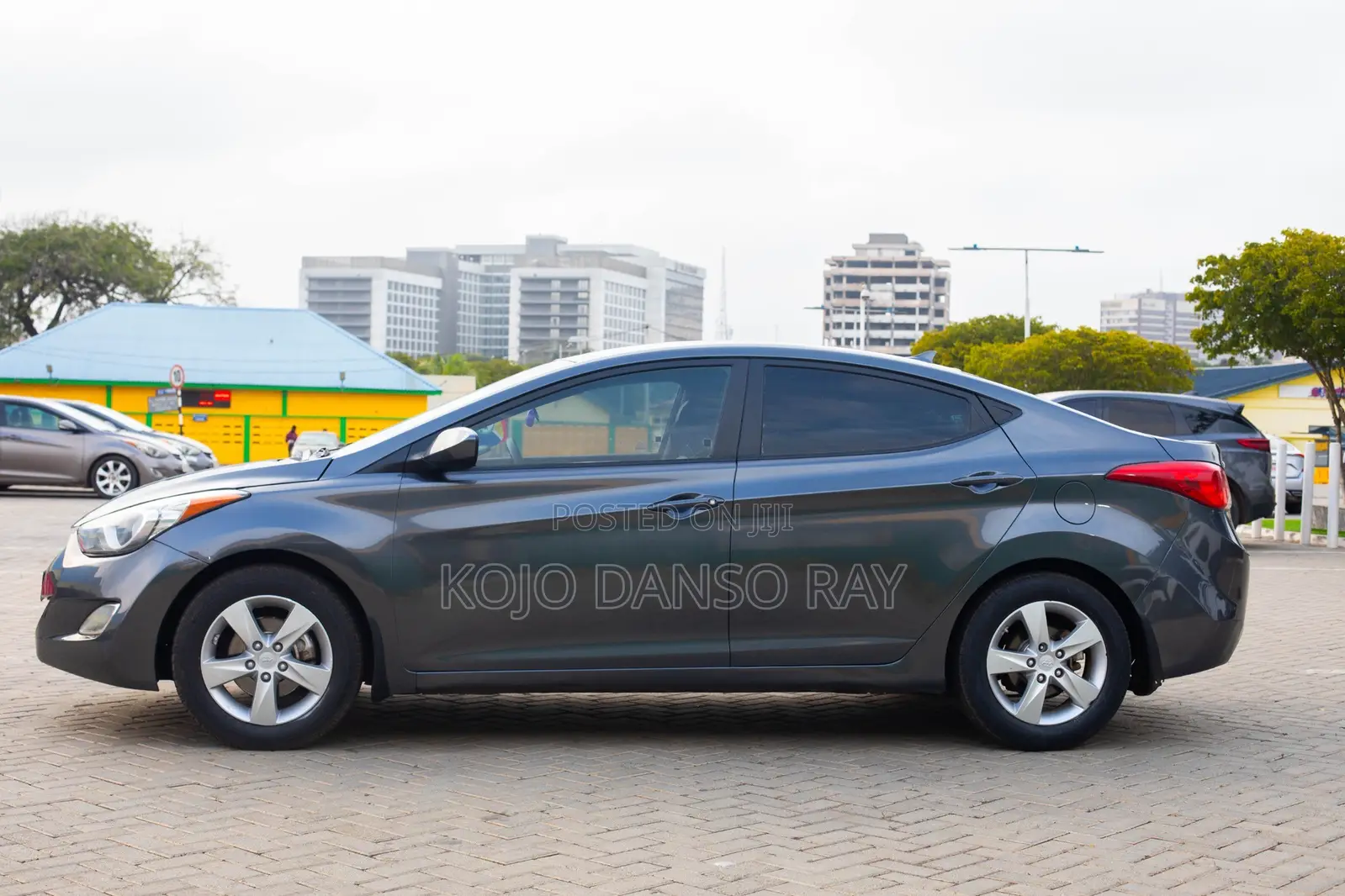 Hyundai Elantra SE 4dr Sedan (1.8L 4cyl 6A) 2014 Gray