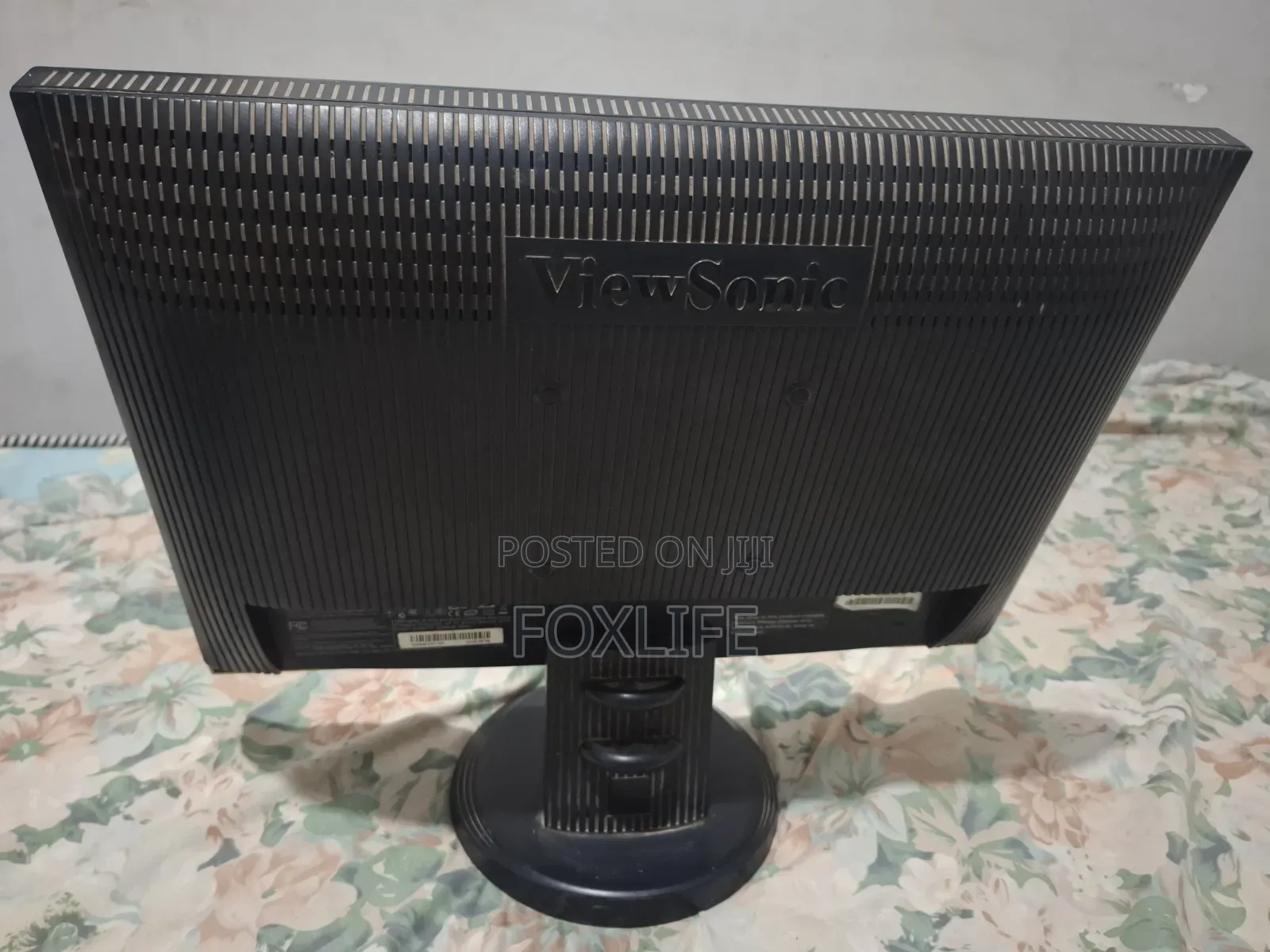 View Sonic Computer Monitor,Free VGA Cable