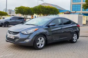 Hyundai Elantra SE 4dr Sedan (1.8L 4cyl 6A) 2014 Gray