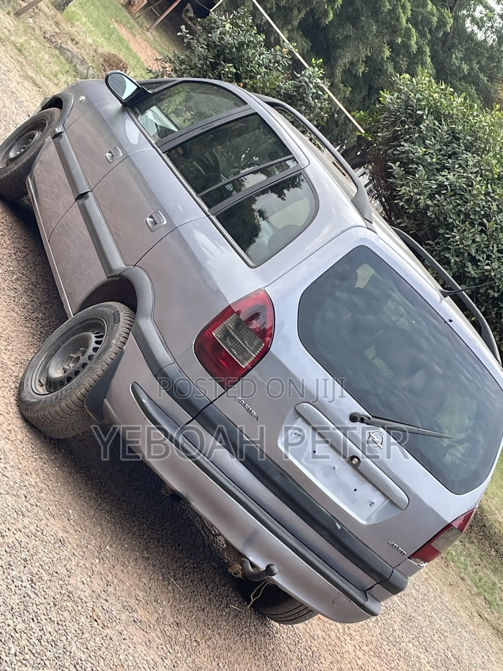 Opel Zafira 1998 Gray