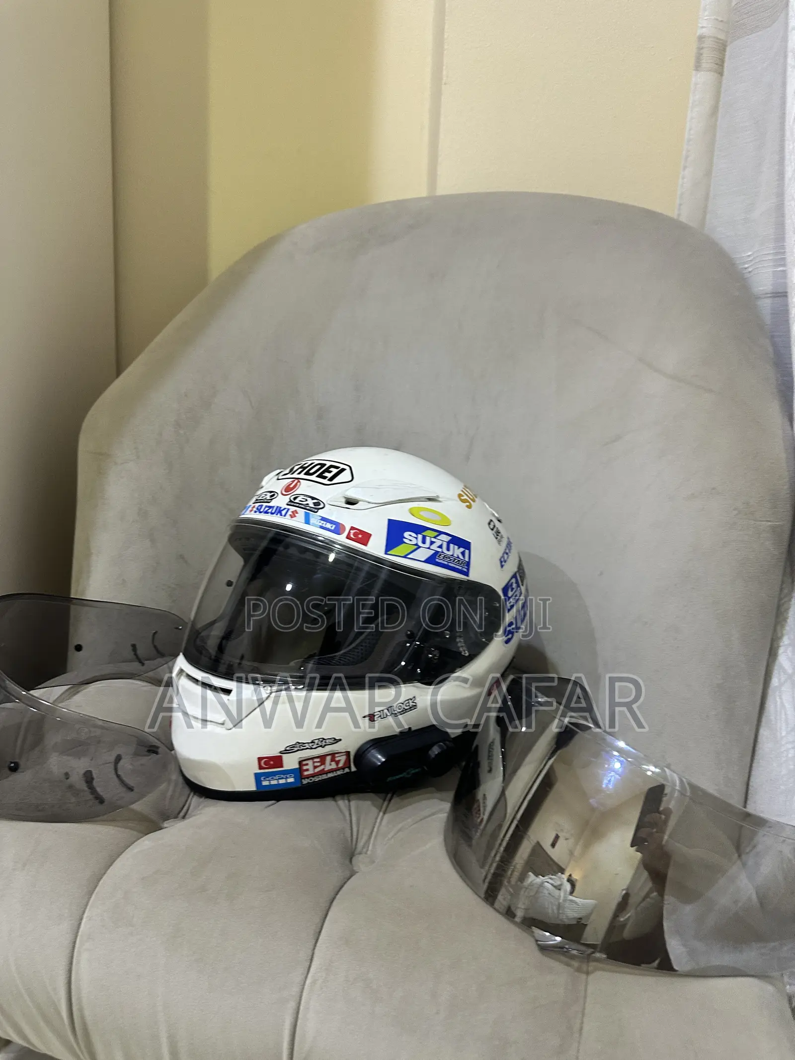 Shoei Helmet L