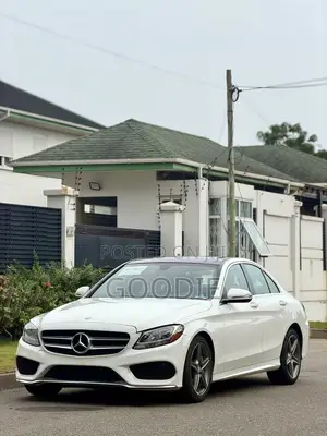 Mercedes-Benz C300 Base 4Matic Sedan AWD (2.0L 4cyl 7A) 2016 White