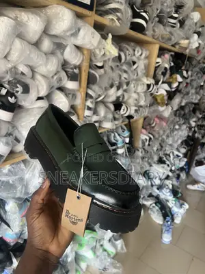 Dr Martens Penton Loafer 1460 in Box