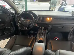 Honda HR-V 4dr SUV (1.5L 4cyl CVT) 2016 Silver