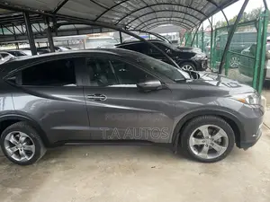 Honda HR-V 4dr SUV (1.5L 4cyl CVT) 2016 Silver