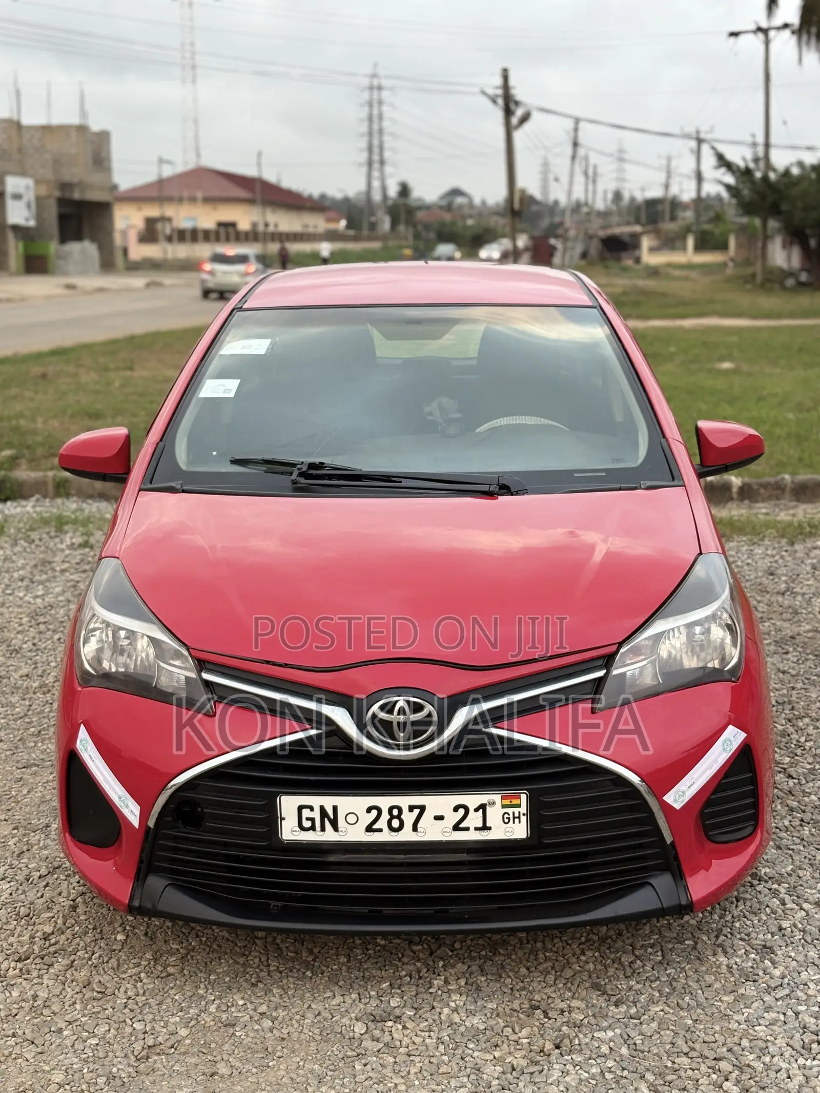 Toyota Yaris LE Hatchback 5dr 2015 Red