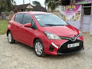 Toyota Yaris LE Hatchback 5dr 2015 Red