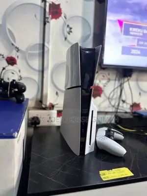 Ps5 Slim Disc Edition With 3 Cool Games