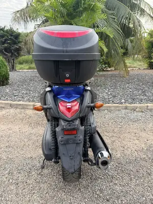 Honda Forza 2011 Blue