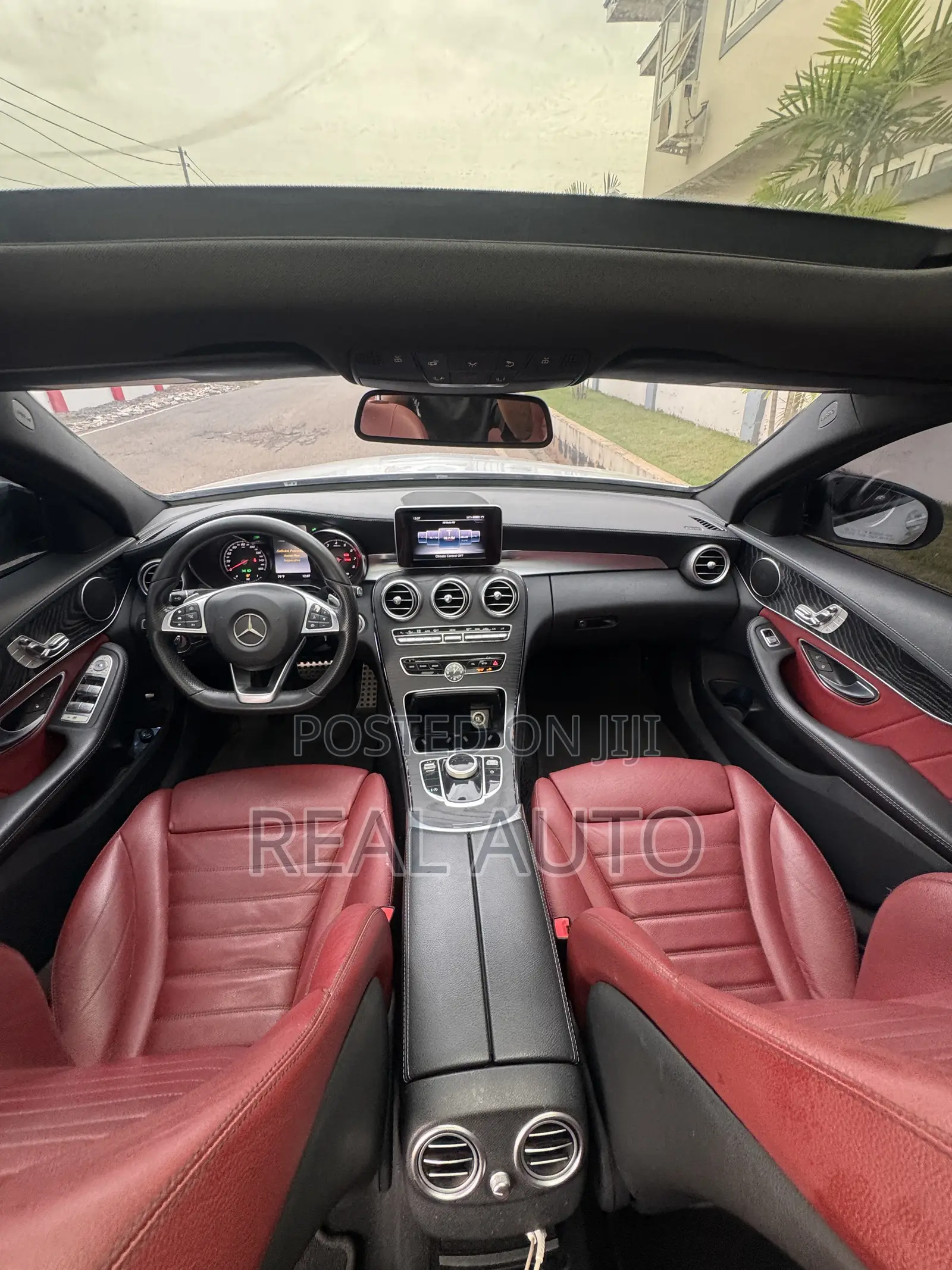 Mercedes-Benz C300 Sport 4Matic Sedan AWD (2.0L 4cyl 7A) 2017 White