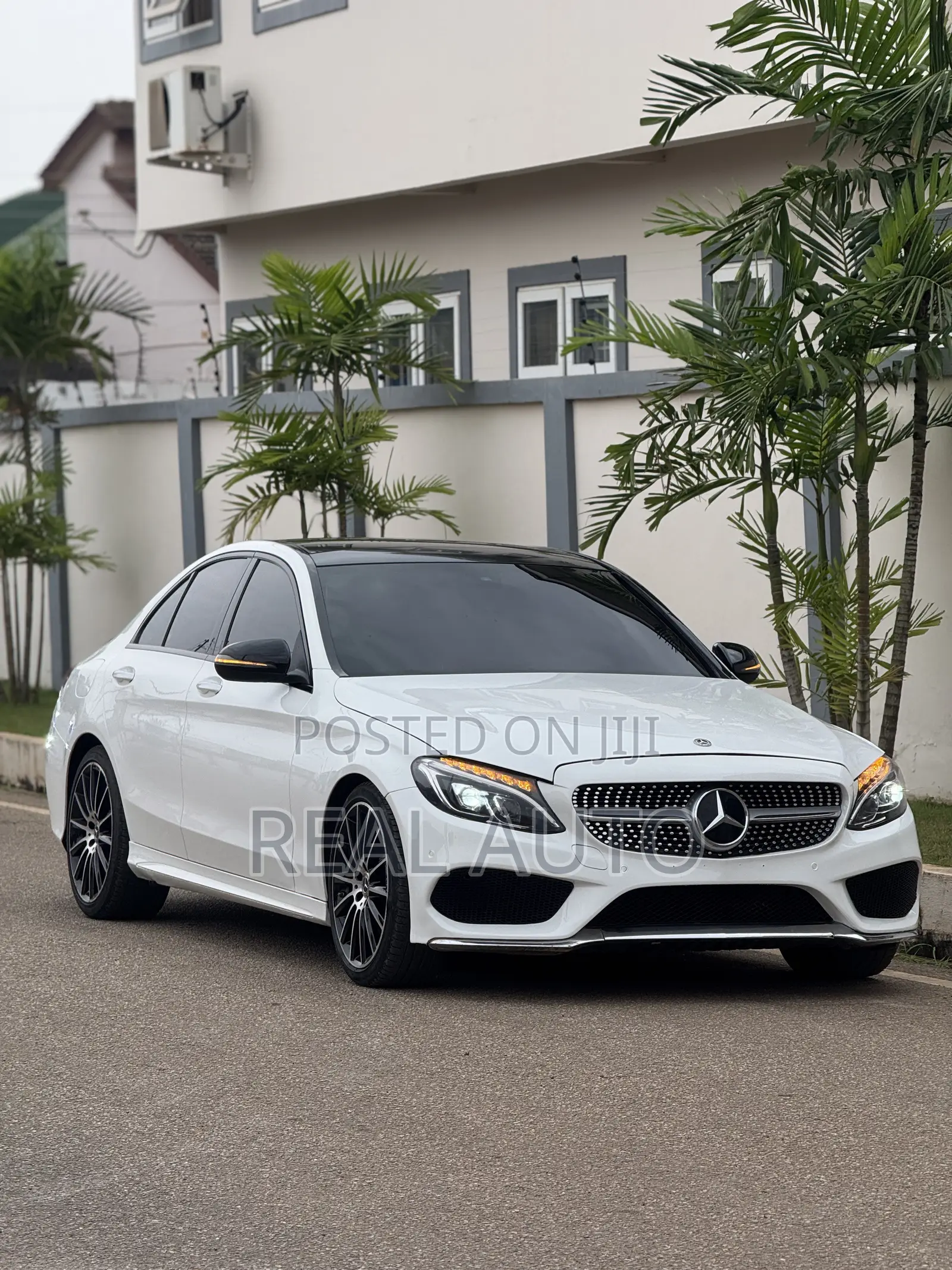 Mercedes-Benz C300 Sport 4Matic Sedan AWD (2.0L 4cyl 7A) 2017 White