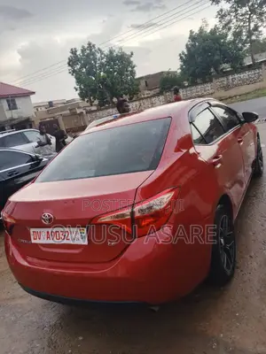 Toyota Corolla LE 4dr Sedan (1.8L 4cyl CVT) 2017 Red