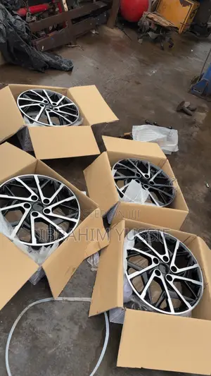 Hyundai Rim 2022 Rim 16,17 Available