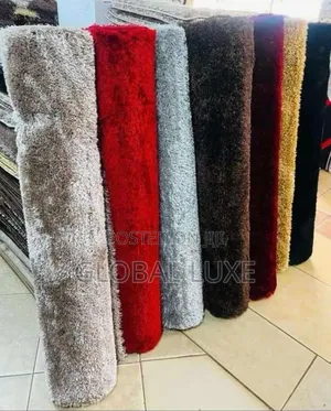 Fluffy Floor Carpet – Soft & Luxurious Rug