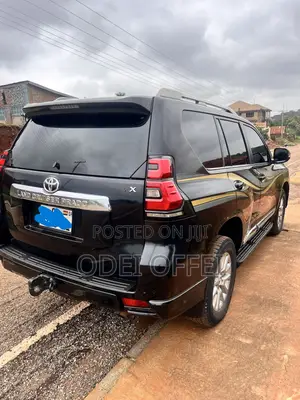 Toyota Land Cruiser Prado 2.8 2021 Black