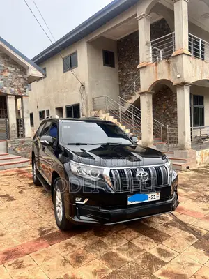 Toyota Land Cruiser Prado 2.8 2021 Black