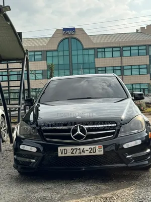 Mercedes-Benz C250 2014 Black
