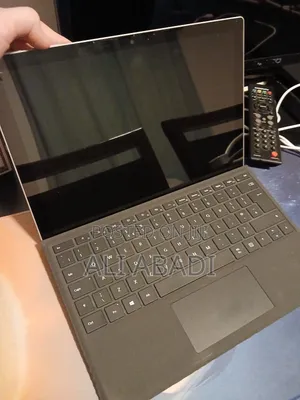 Laptop Microsoft 8GB SSD 140GB