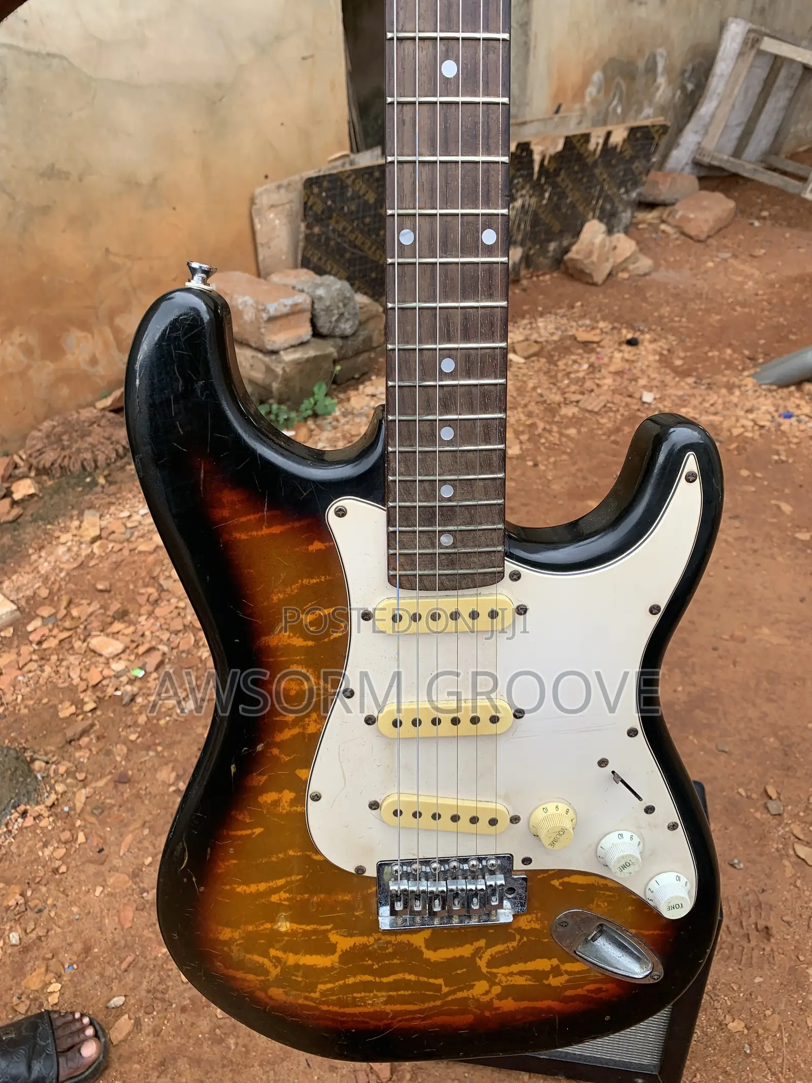 Lead Guitar With Combo