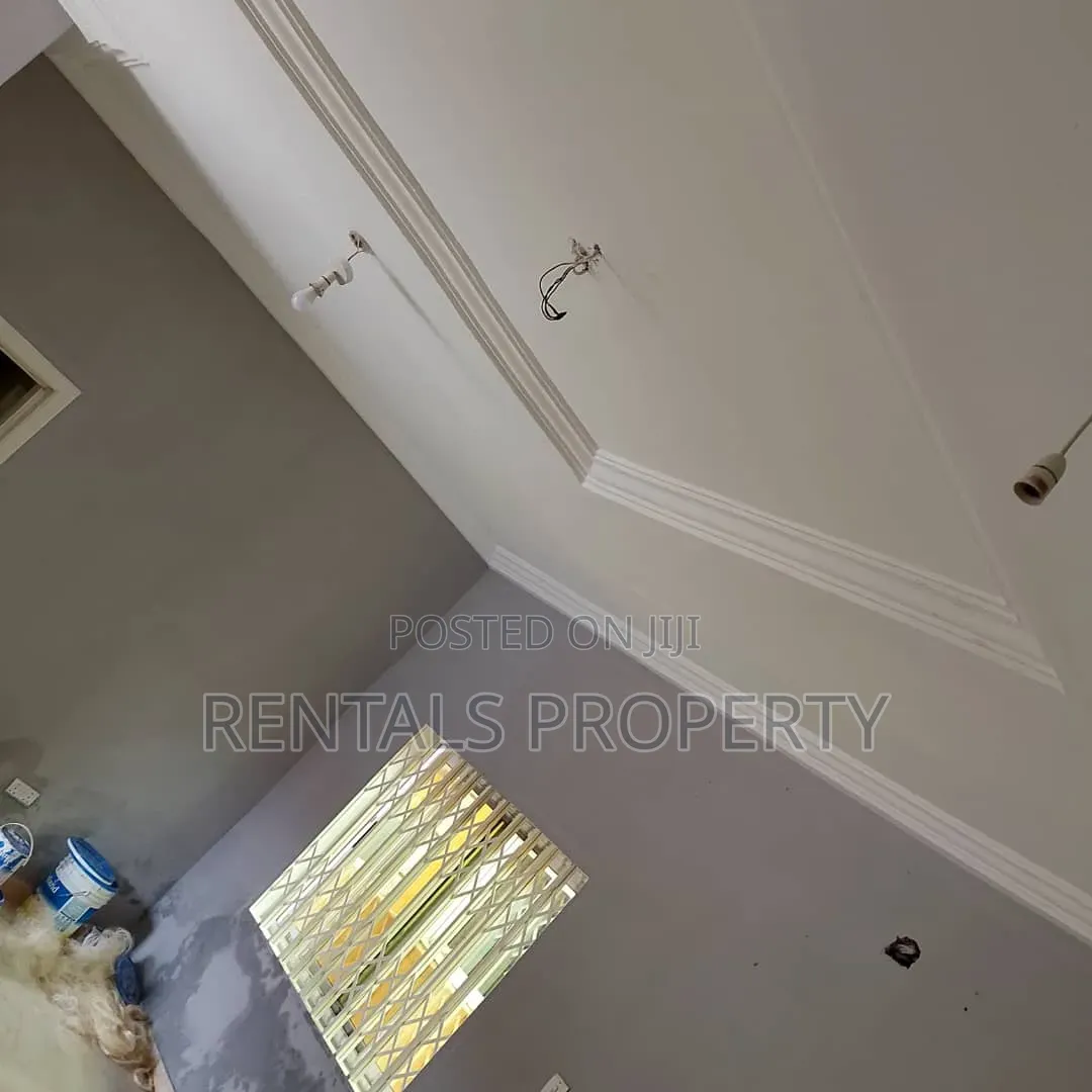 3bdrm House in Oyarifa Mall Area for rent