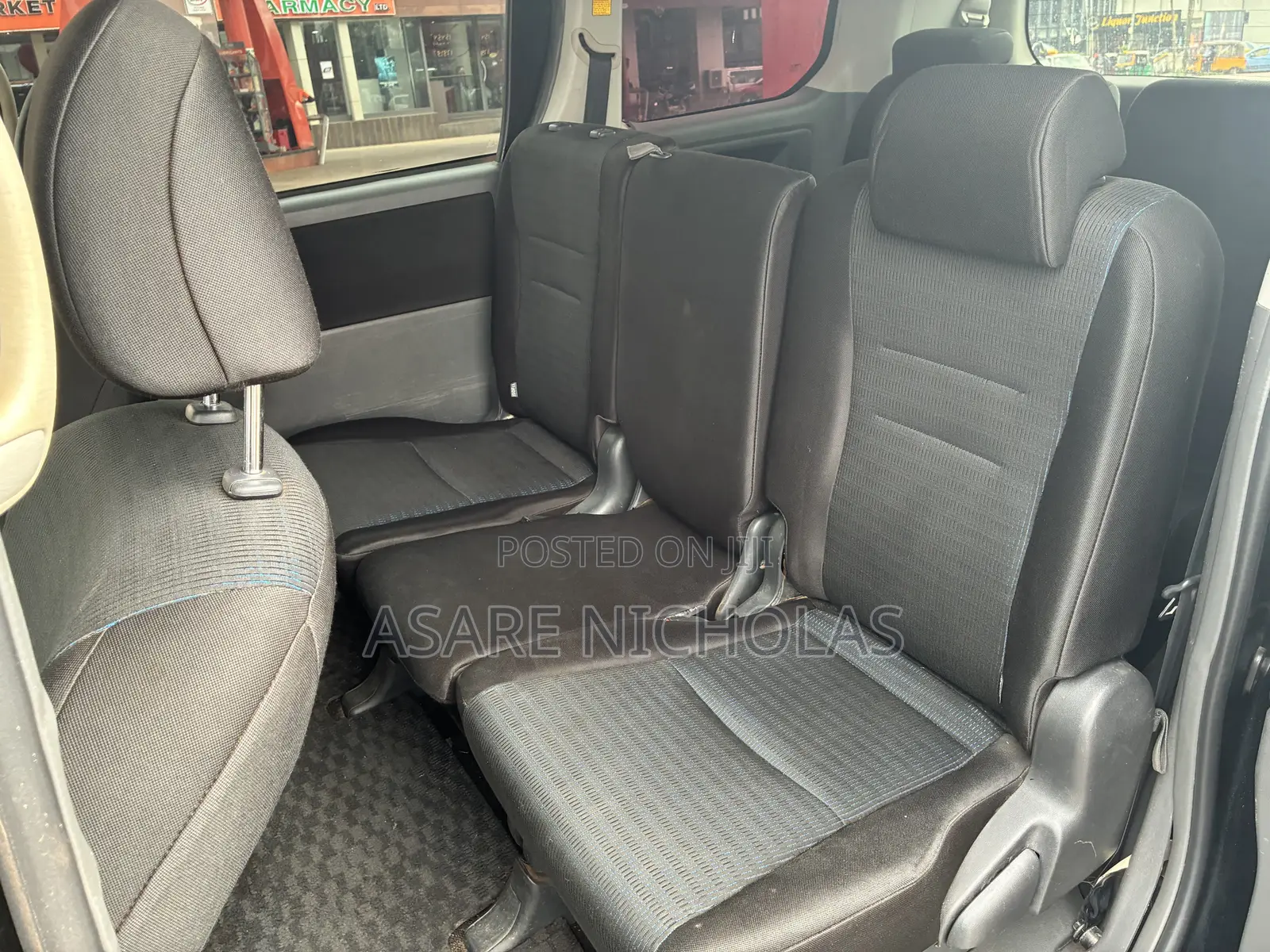Toyota Voxy 2013 Black