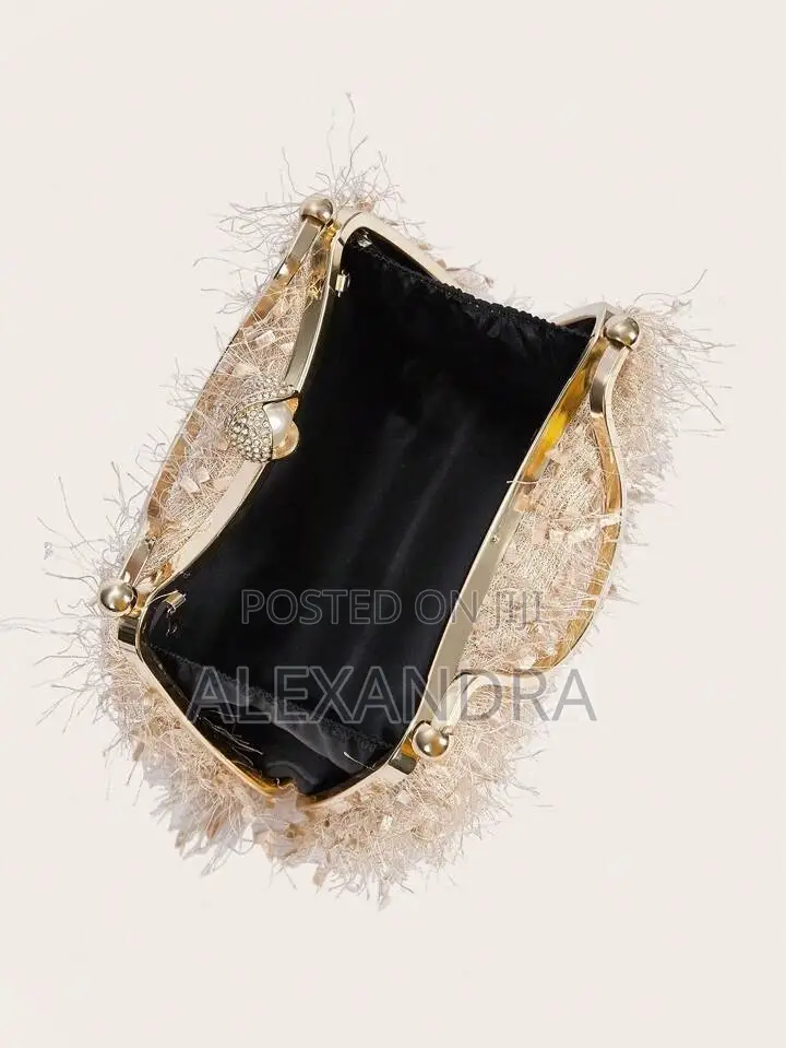 Exquisite Glamorous Clutch