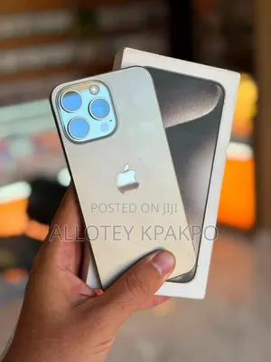 Apple iPhone 15 Pro Max 256 GB Silver