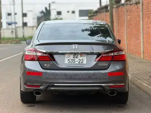 Honda Accord Touring V6 4dr Sedan FWD (3.5L 6cyl 6A) 2017 Gray
