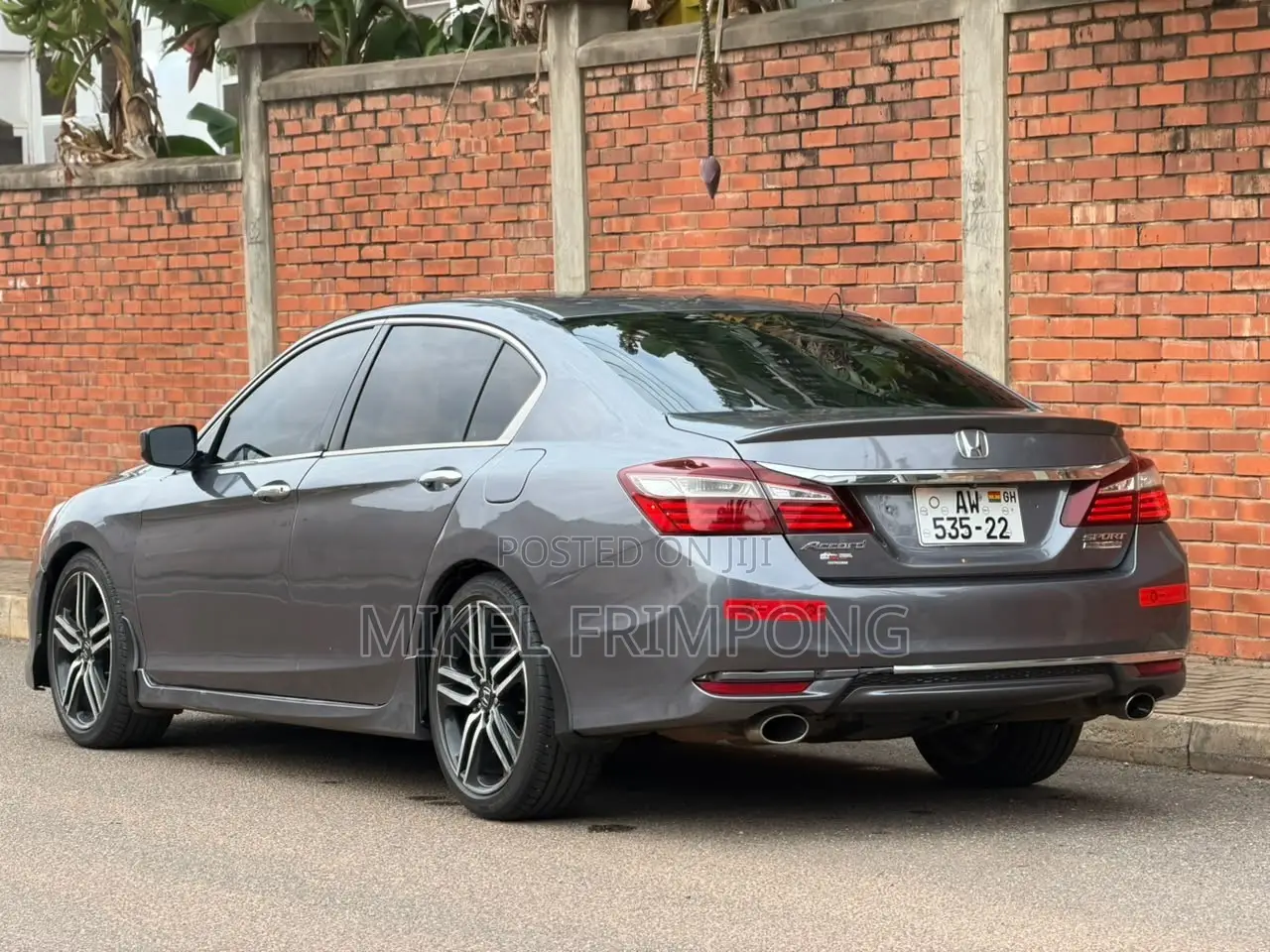 Honda Accord Touring V6 4dr Sedan FWD (3.5L 6cyl 6A) 2017 Gray