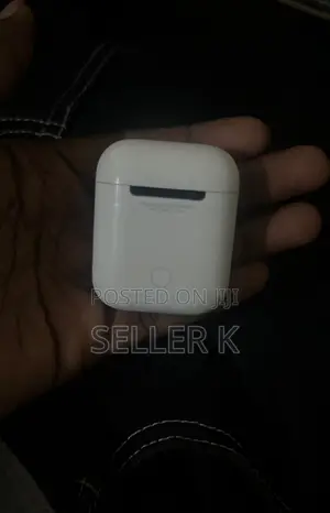 Old Gen Airpods