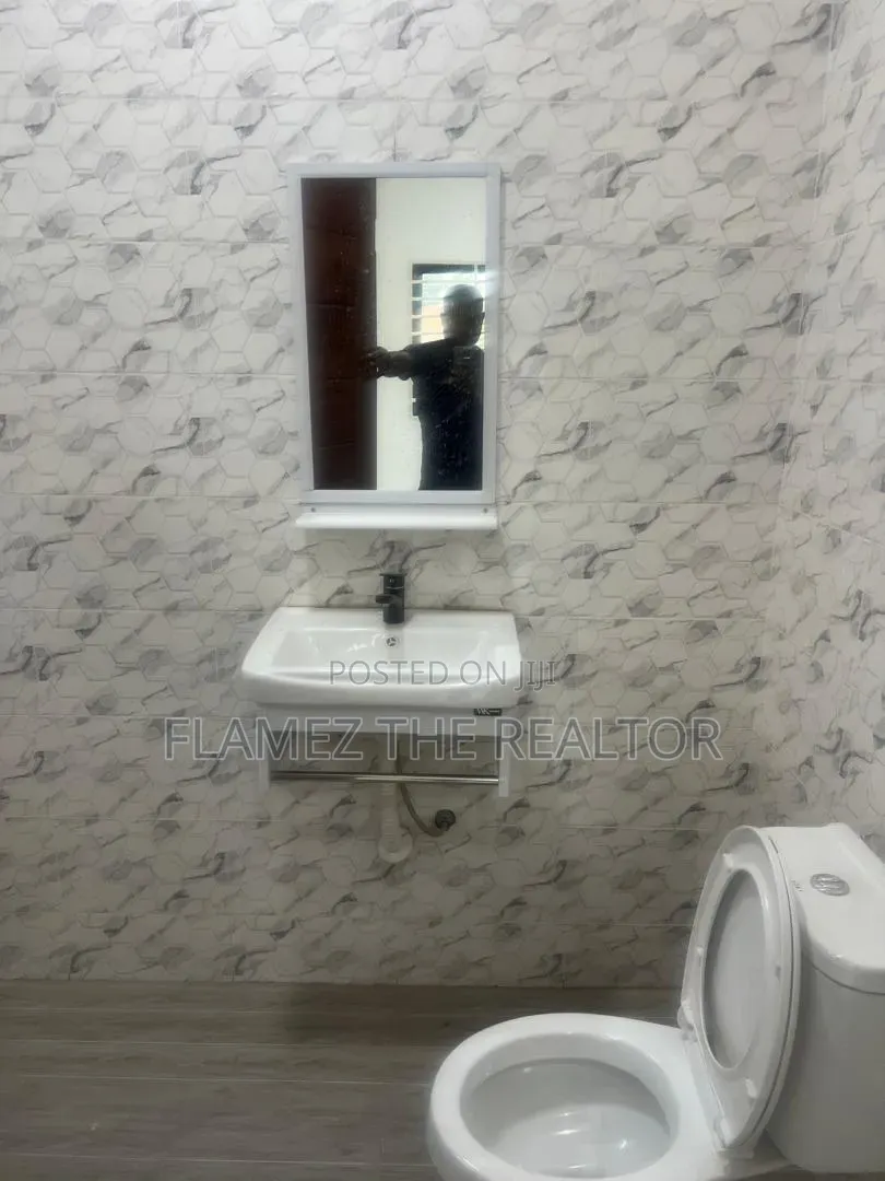 3bdrm House in Macedonia Junction, Amasaman for sale