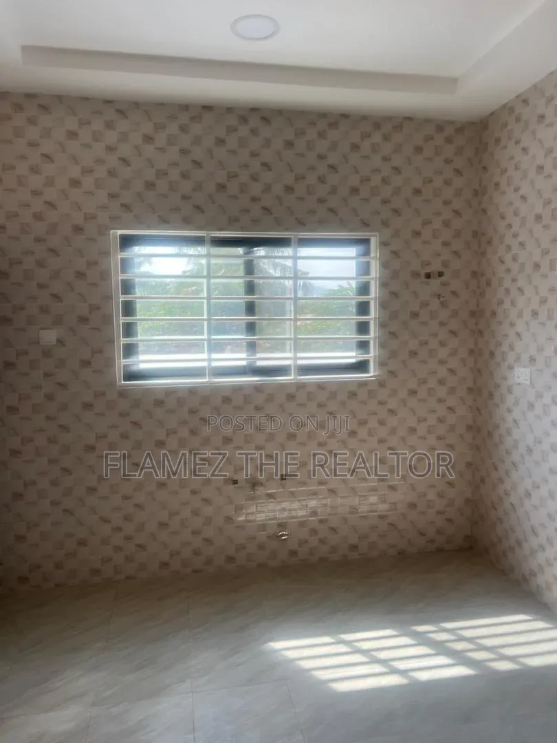 3bdrm House in Macedonia Junction, Amasaman for sale