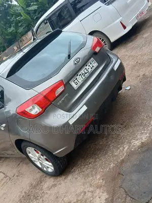Kia Cerato 2012 Silver