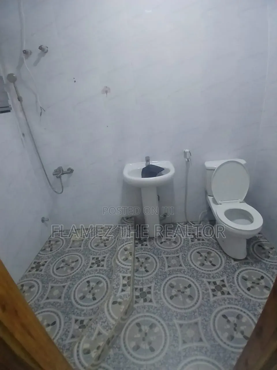 4bdrm House in Franco Estate, Pokuase for rent