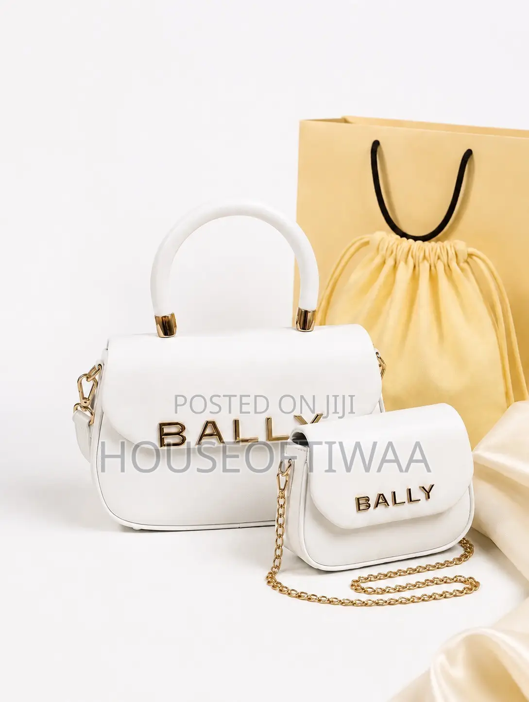 Beautifully Packaged 2 Piece Ladies White Handbag Set