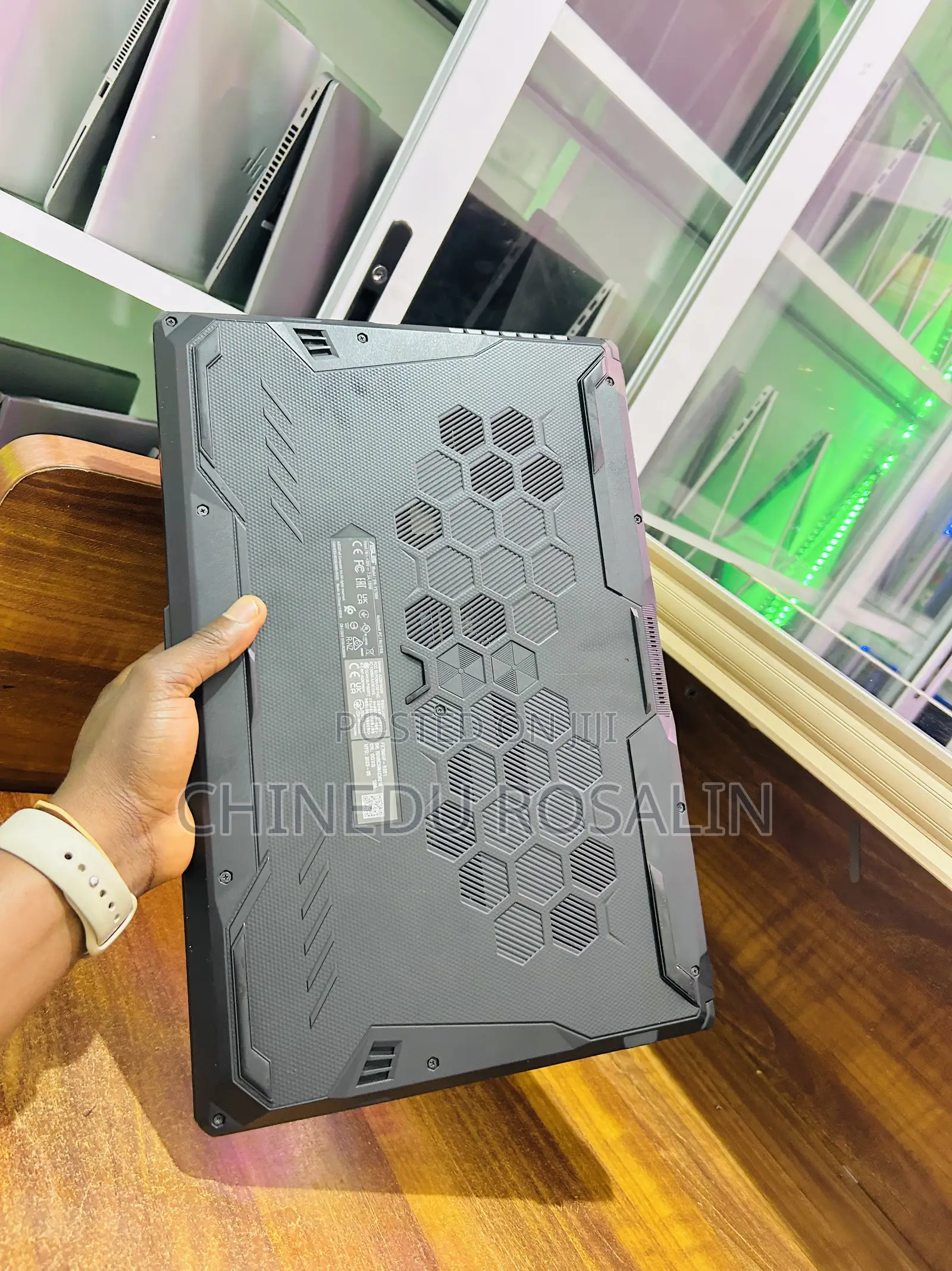 Laptop Asus TUF Gaming F17 16GB Intel Core i5 SSD 512GB