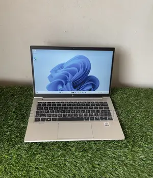 Laptop HP EliteBook 830 G7 8GB Intel Core i5 SSD 256GB