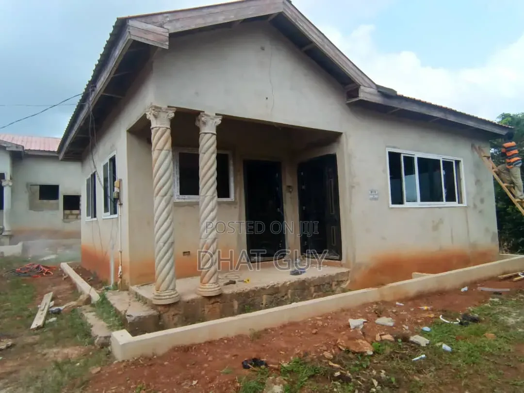 2bdrm Bungalow in Victor'S Estate, Ekumfi for sale