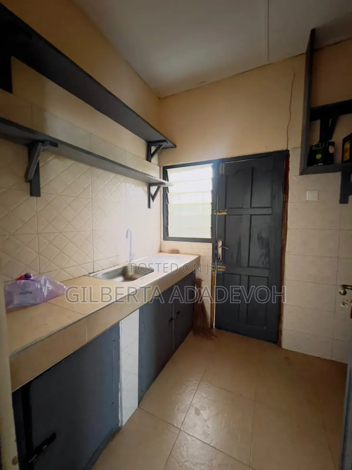 1bdrm Apartment in Borga Homes, Danfa for rent