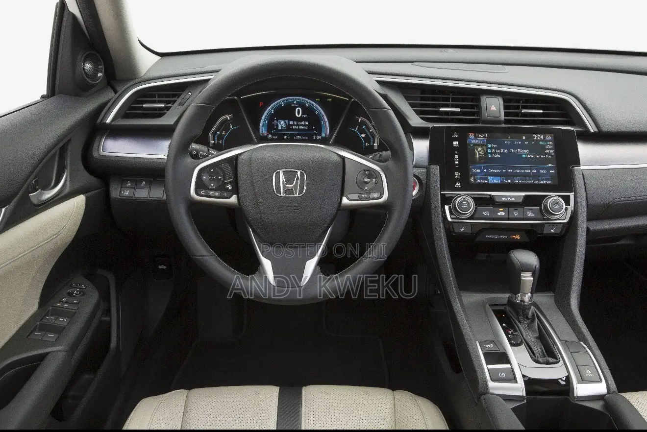 Honda Civic Touring Coupe 2018 White