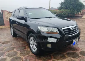 Hyundai Santa Fe 2011 Black