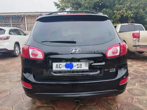 Hyundai Santa Fe 2011 Black