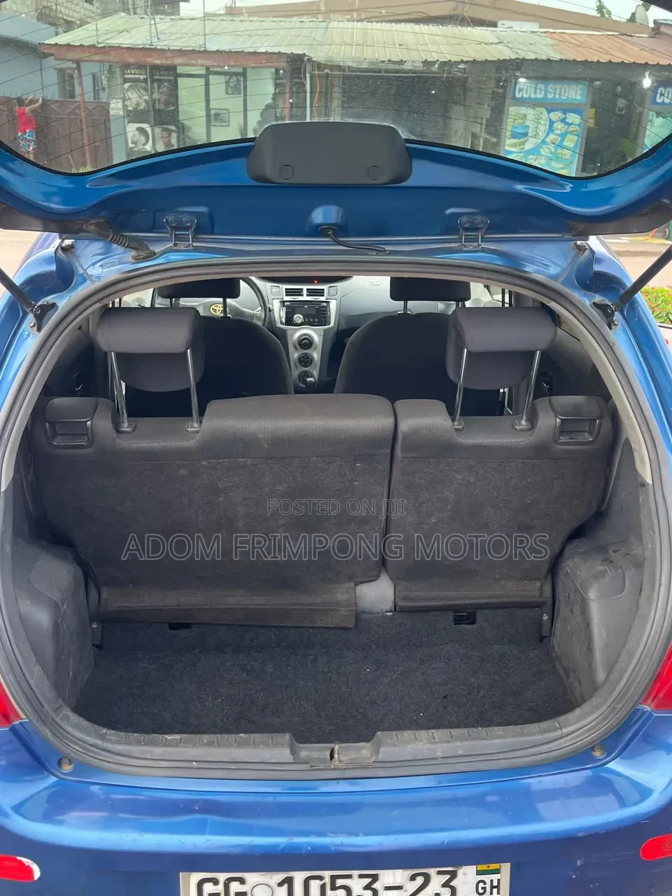 Toyota Vitz 2010 Blue