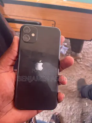 Apple iPhone 11 64 GB Black