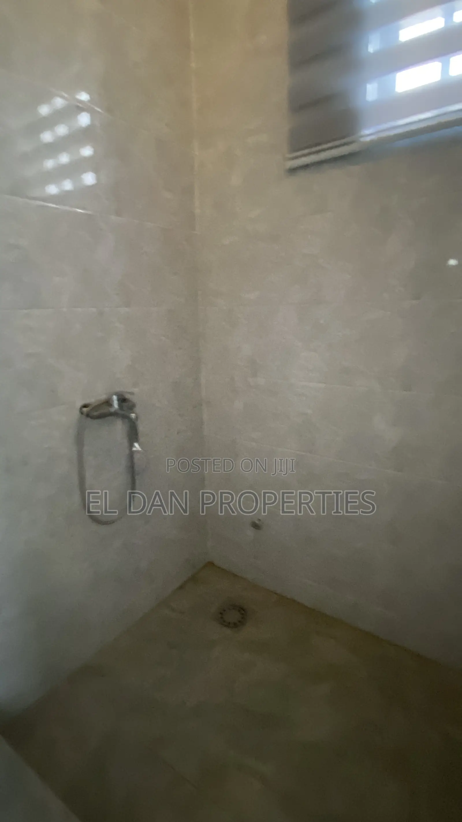 4bdrm House in Asuofia, Atwima Nwabiagya for sale