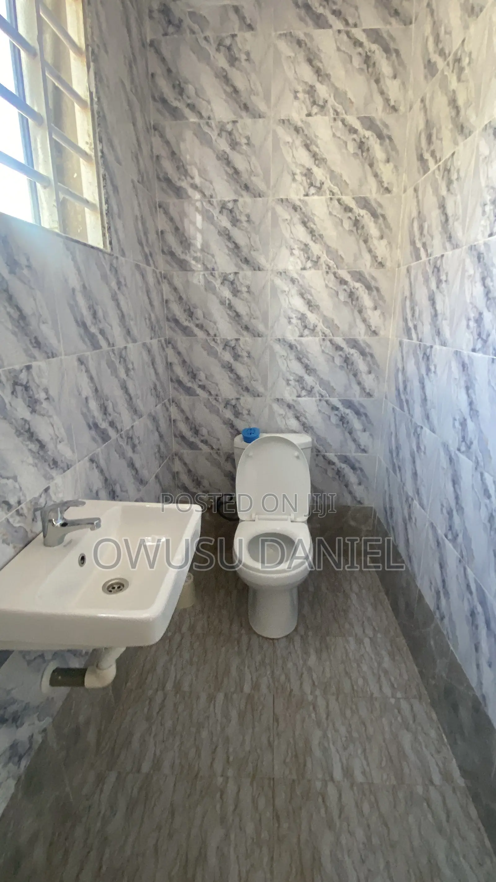 4bdrm House in Ahodwo Daban Newsite, Kumasi Metropolitan for sale